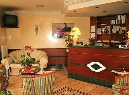 Albergo Il Cochino Монтале Экстерьер фото